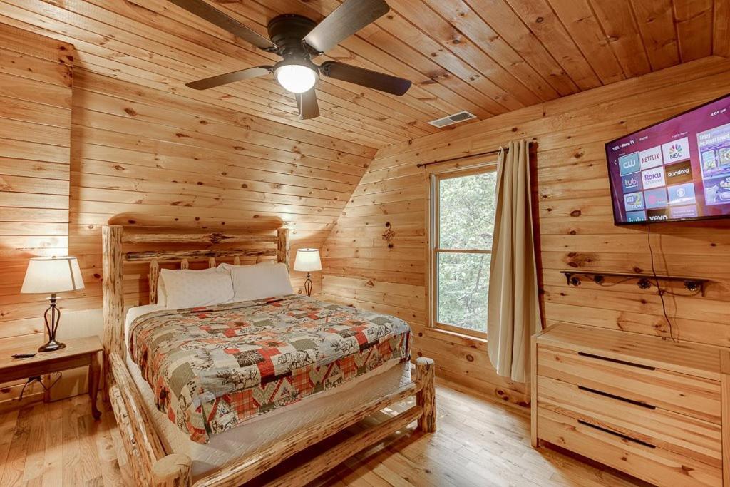 Cabin With Jacuzzi & Hydrotherapy Spanear Helen Κλίβελαντ Εξωτερικό φωτογραφία